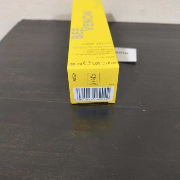 Rodial bee venom super serum, revitalize and firm 1 oz NIB - Picture 6 of 6